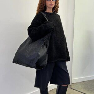 Oversized chunky knit sweater